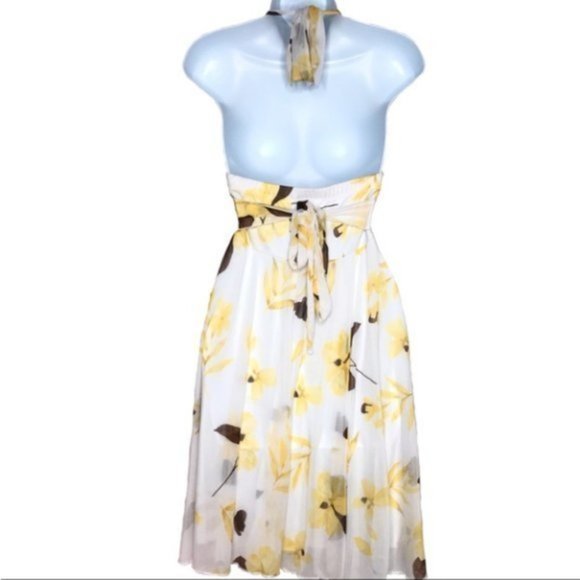 Speechless White & Yellow Floral Sundress … - Picture 4 of 6